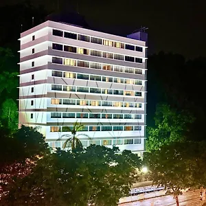 哥打京那巴鲁香格里拉酒店 亞庇